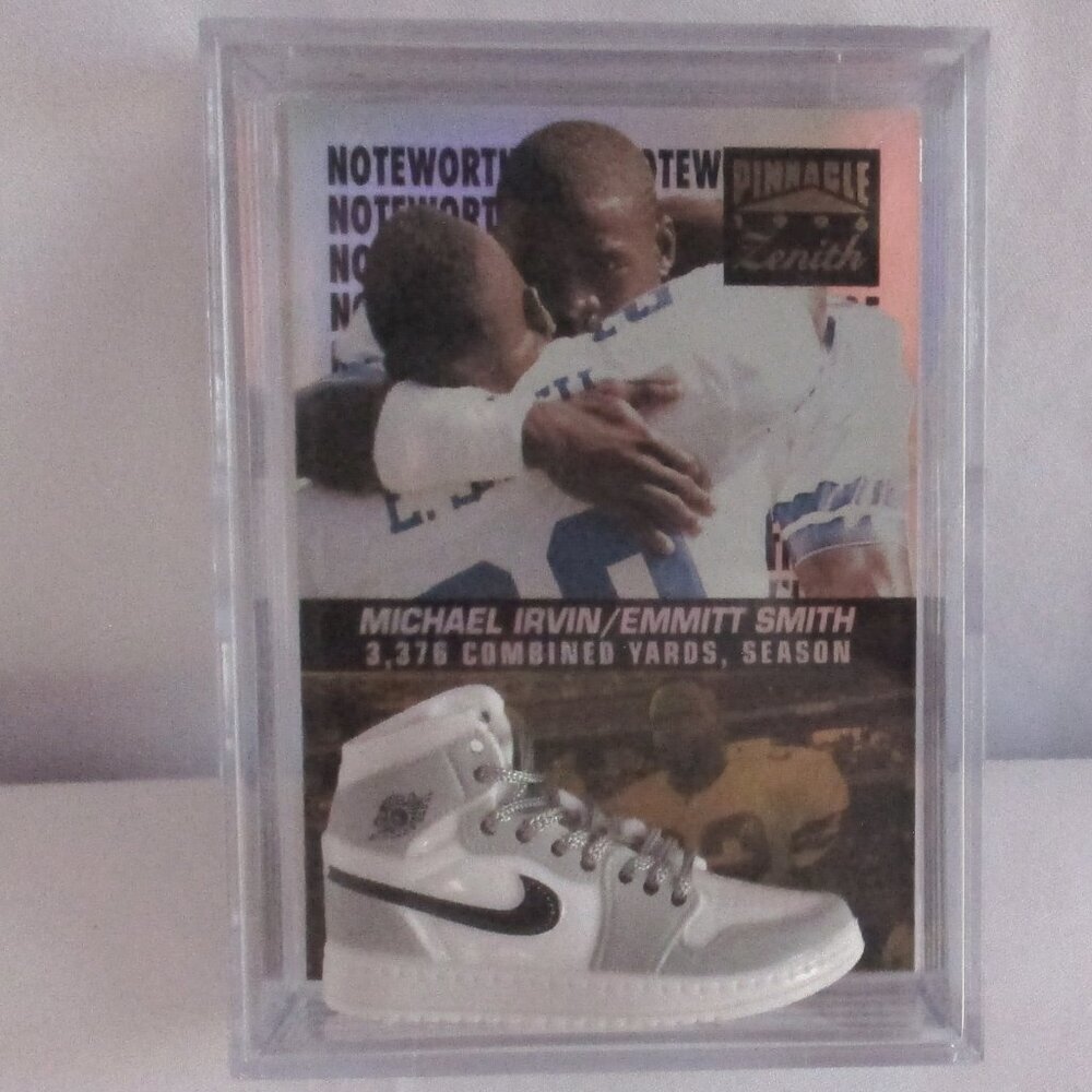 Michael Irvin & Emmit Smith ZENITH PENNACLE Shadow Box Football Card & Shoe